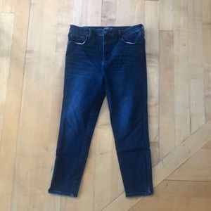 A&F Simone High Rise Ankle Jeans